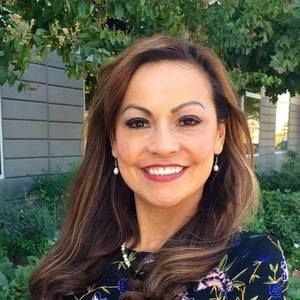 Meet your Posher, Ana